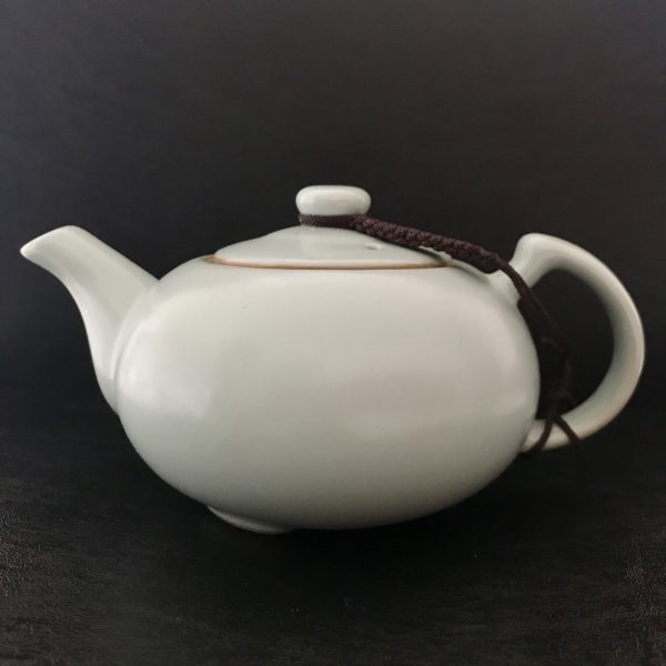 C012 théière chinoise terre cuite émaillée pour infuser le thé de Chine
