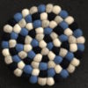 Dessous de plat en perles de laine du Népal N038